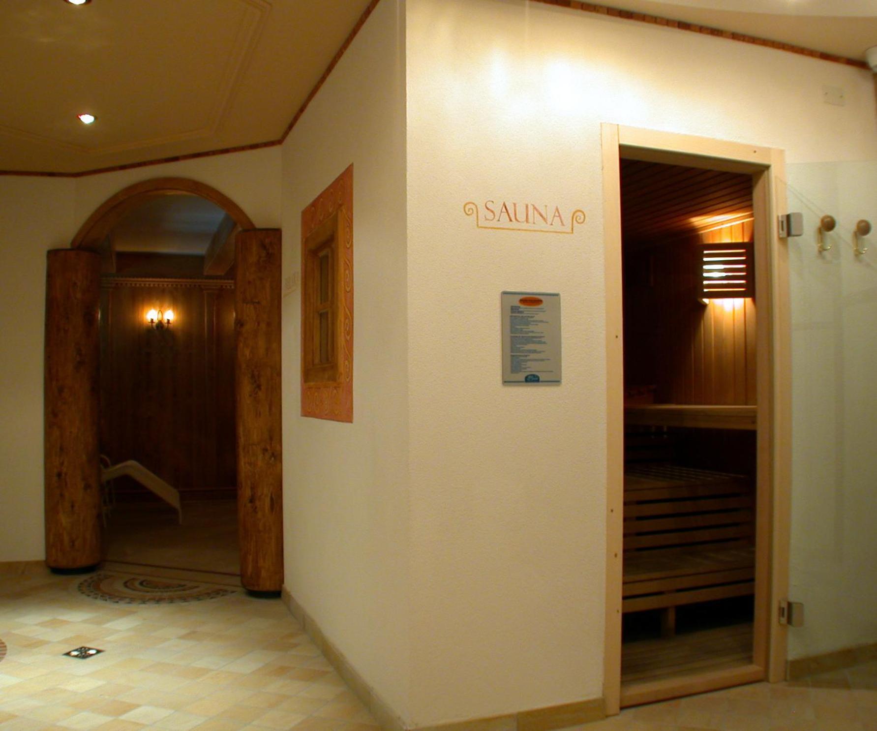Hotel San Martino 산마르티노디카스트로차 외부 사진