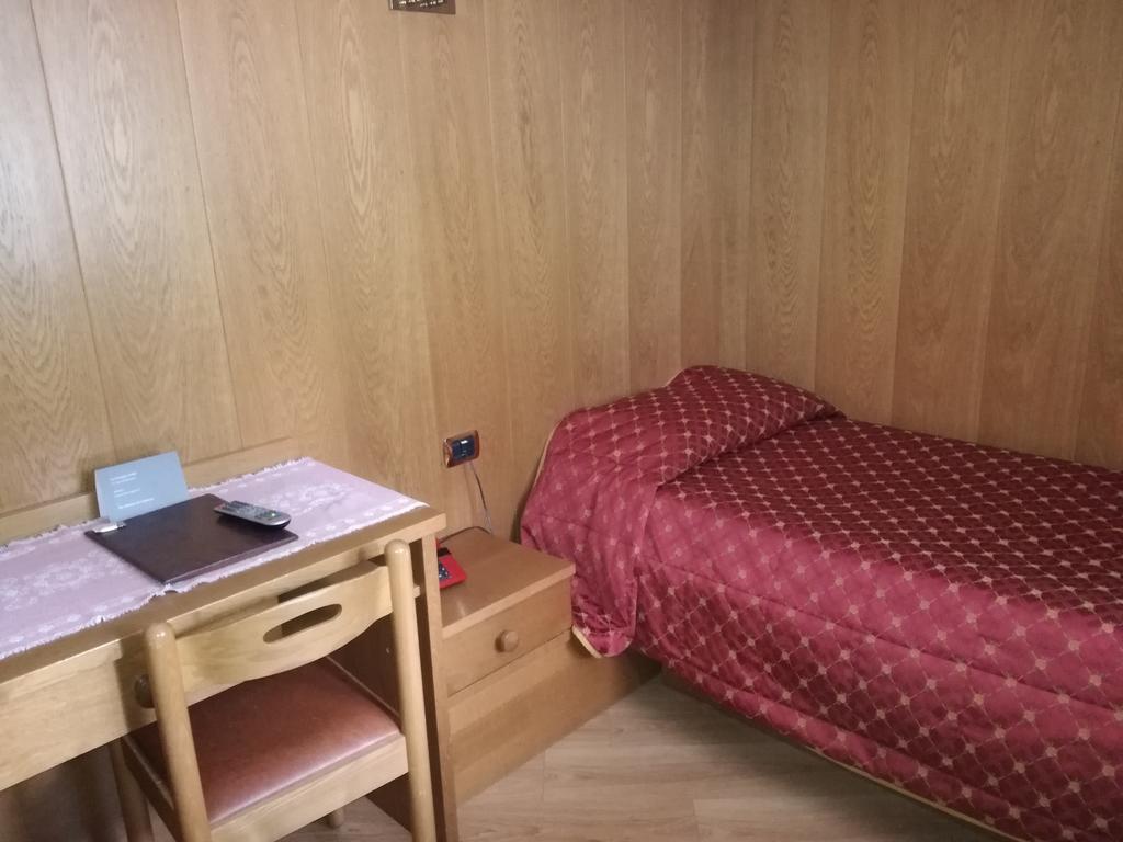 Hotel San Martino 산마르티노디카스트로차 외부 사진